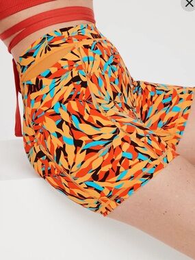 OFFLINE By Aerie Orange Leaf Goals Pocket 4" Bike Short